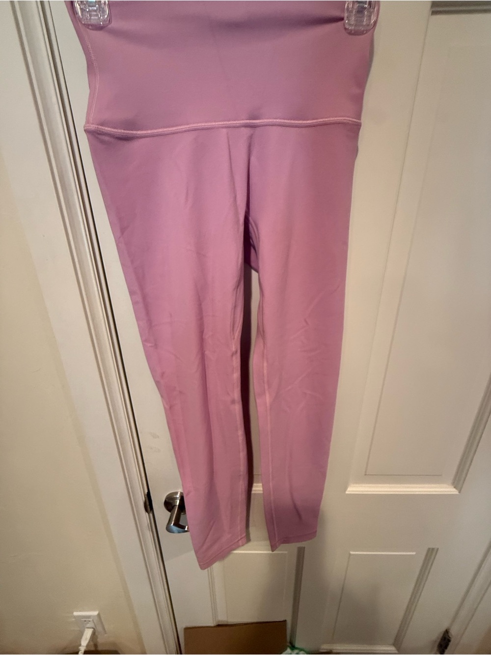 NWT Aritzia Golden Butter Cheeky Leggings Pink Inseam 26” Leggings Size 4